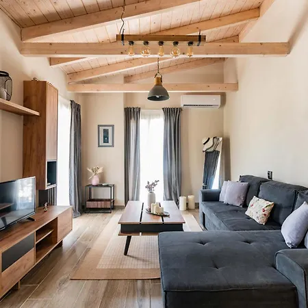 Villa Lagom House By Paxosretreats *
